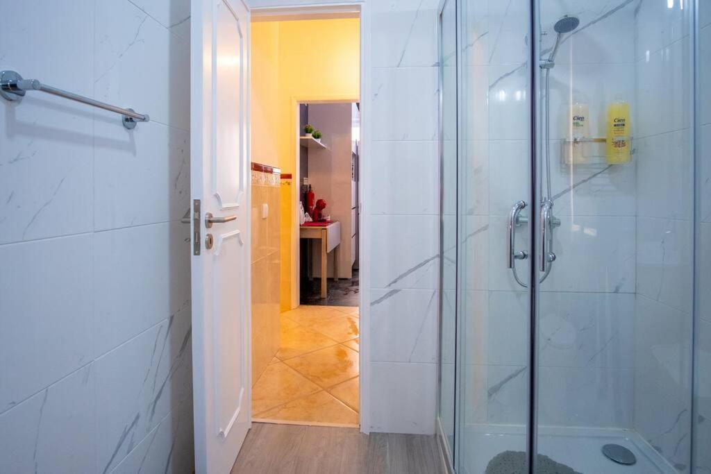 Milena'S House Apartment Назаре Екстериор снимка